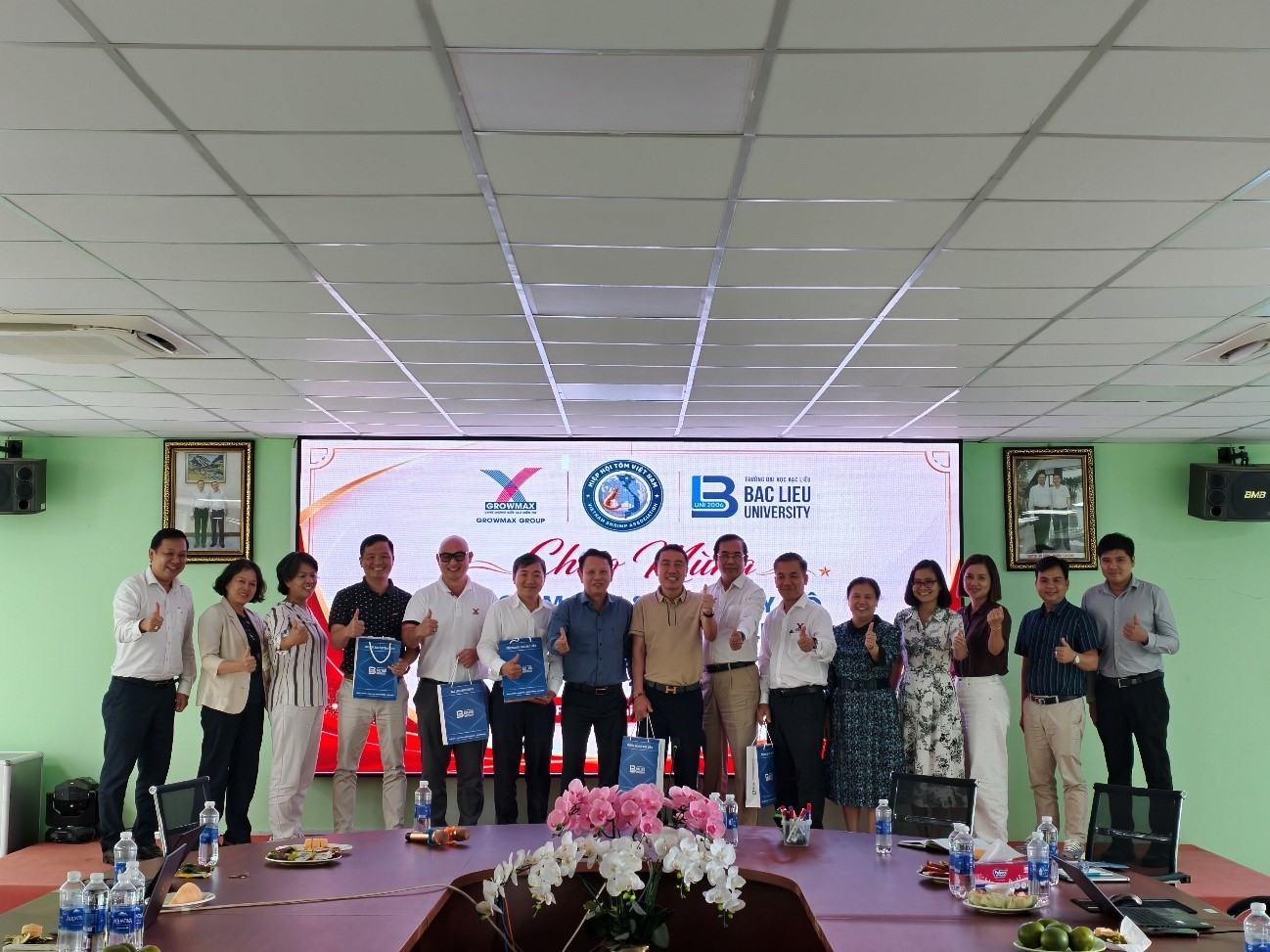 Trường Đại học Bạc Liêu tham quan, làm việc và đăng ký tham gia Hiệp hội Tôm Việt Nam tại Công ty Cổ phần Thủy sản Công nghệ cao GrowMax, Thành Phố Đồng Nai
